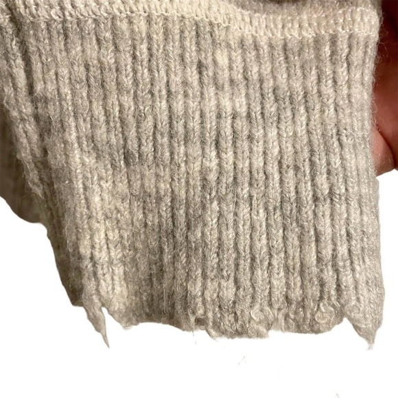 Staccato Size Large Pullover Sweater Gray Chewed Hems Soft Lightweight G… - Picture 3 of 8